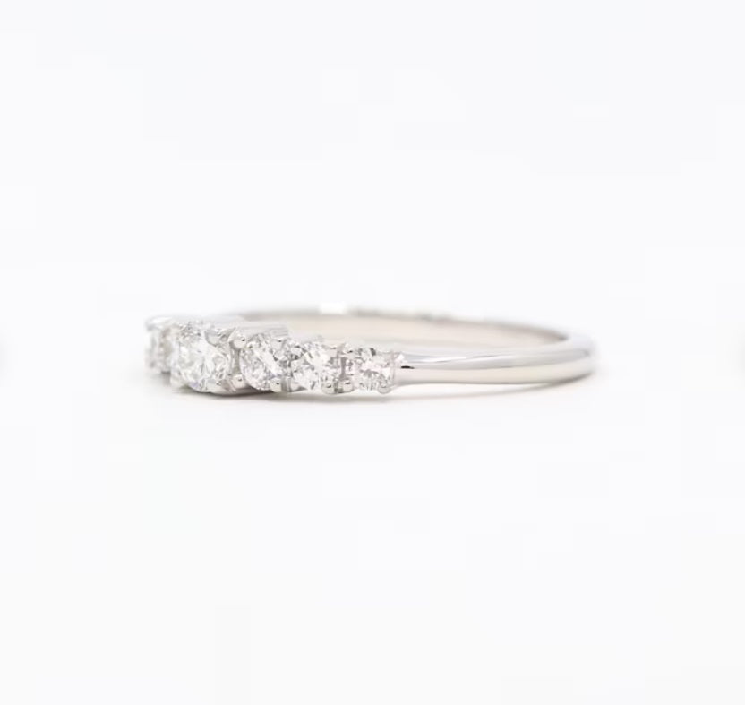 14K 0.32CT DIAMOND BAND